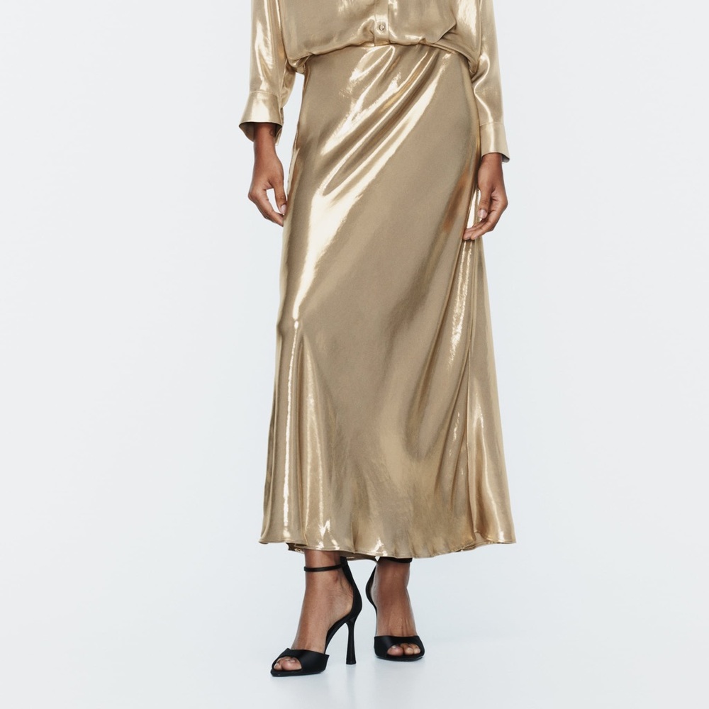 ZARA Gold metallic midi NWT